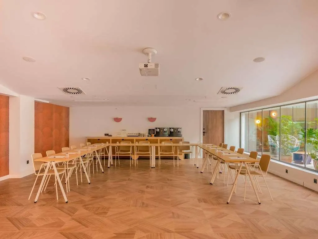 Ibis Styles Sevilla Santa Justa Hotel Sevilha