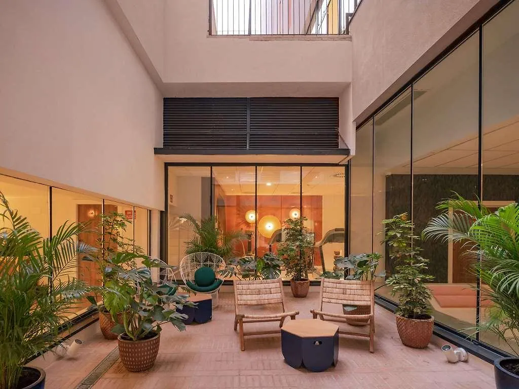Ibis Styles Sevilla Santa Justa Szálloda