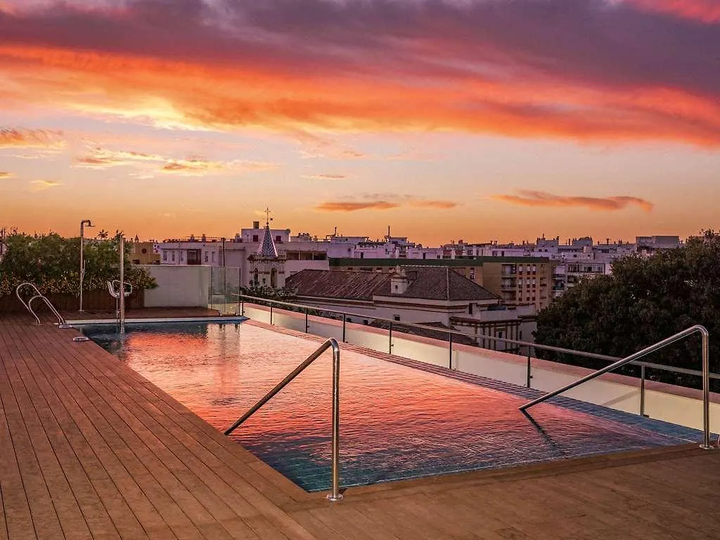 Ibis Styles Sevilla Santa Justa 3*, Seville