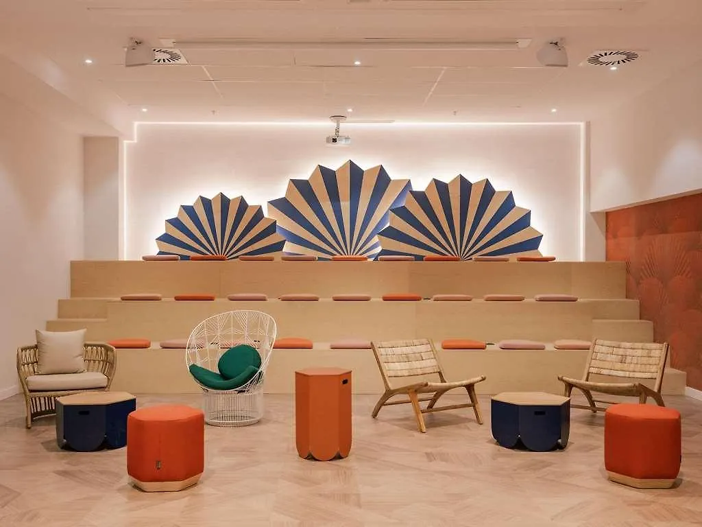 Ibis Styles Sevilla Santa Justa